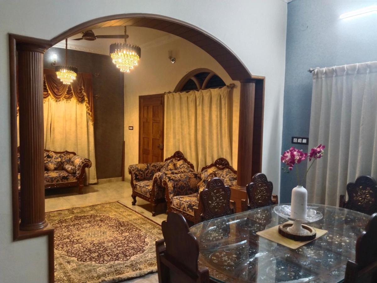 The Cave Villa Luxe