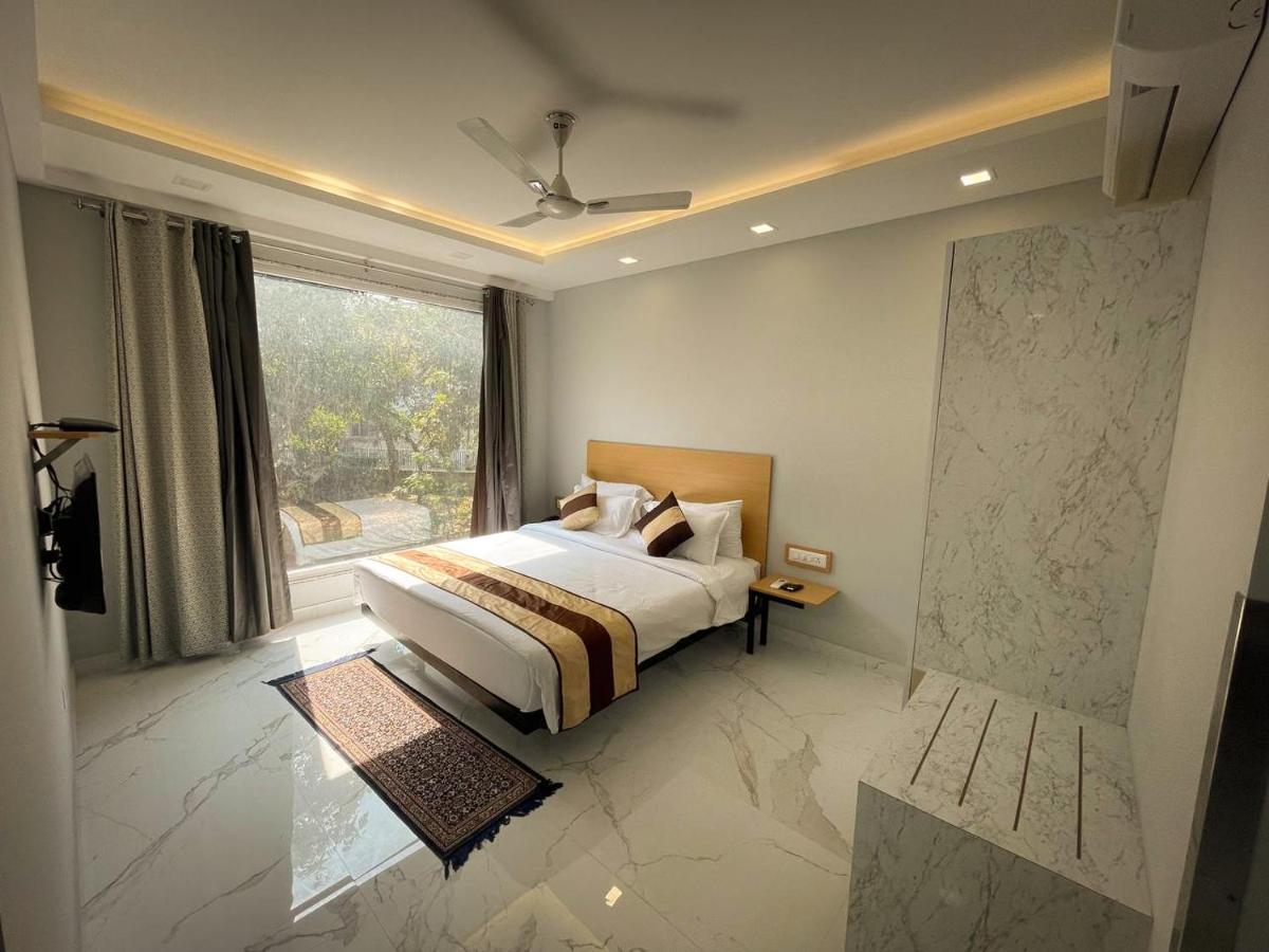 The Empire Villa,Cyber City, Gurgaon