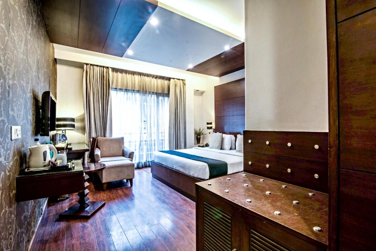 The Grand Vikalp By Saga Hotels