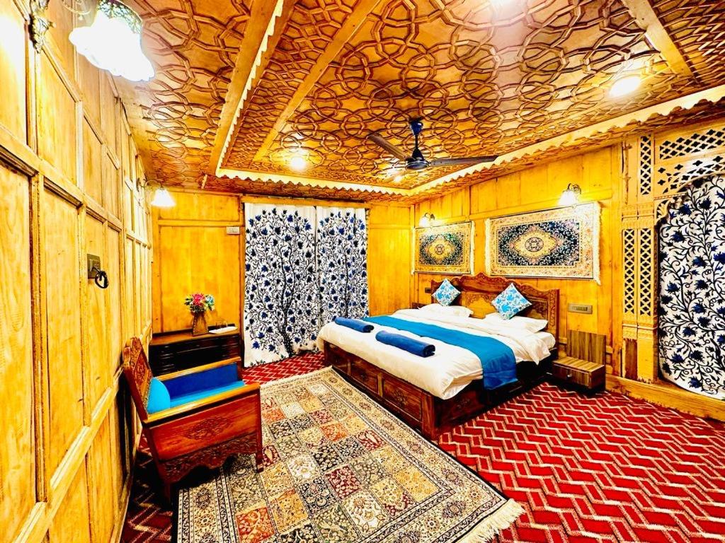 The Heritage Safina Group Of Houseboats