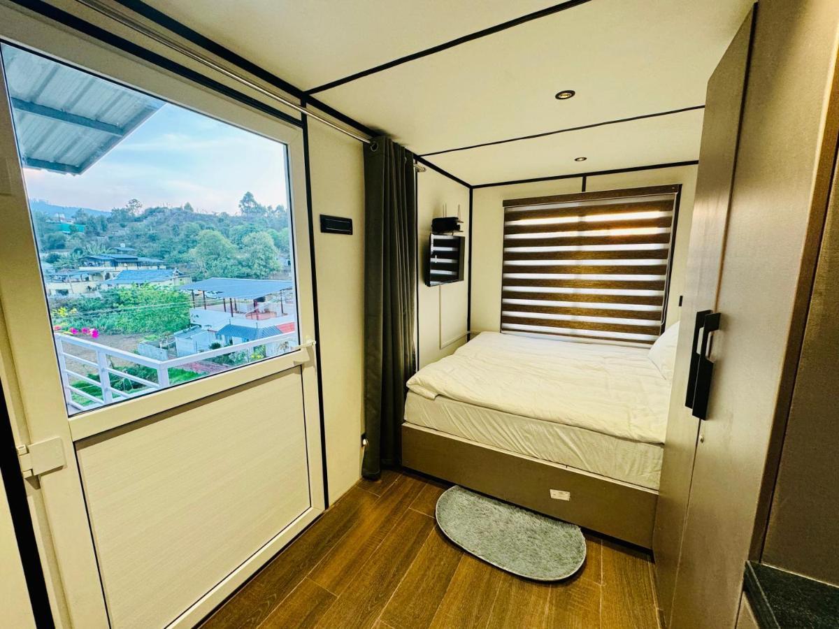 The Jade Highlands Mountain View Container Studio Room