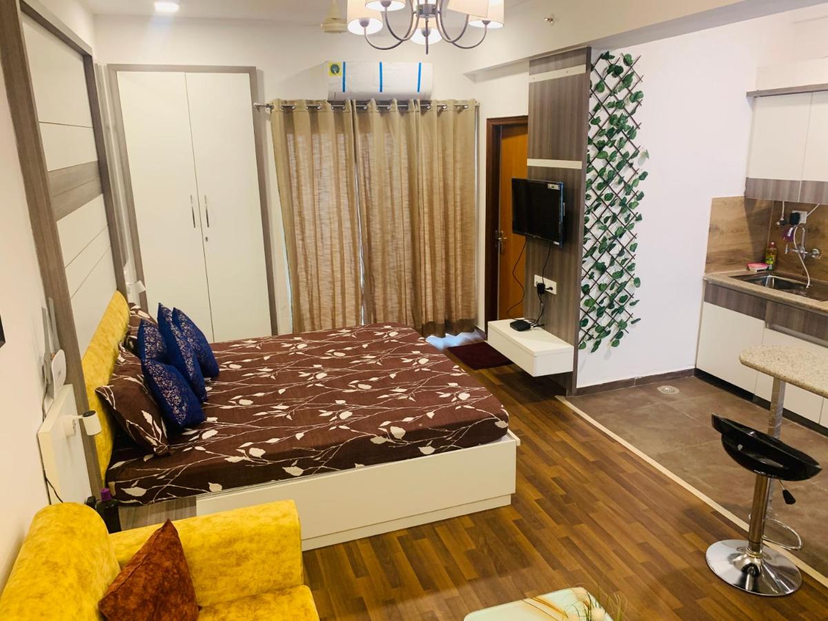 The Jade Square near India Expo Mart