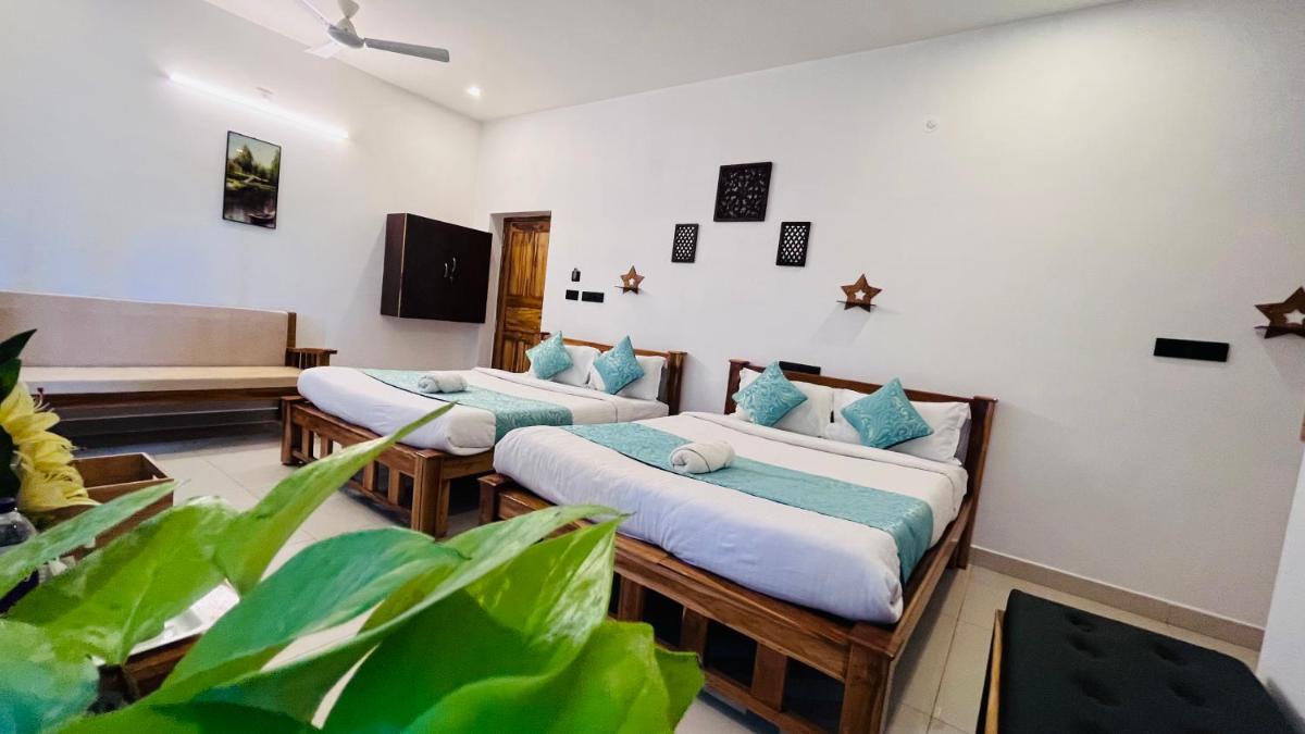 THE LUXE HOTEL