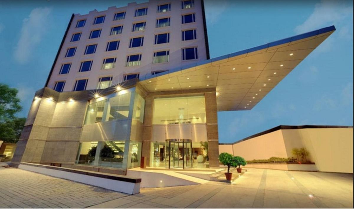 The Pride Hotel, Bangalore