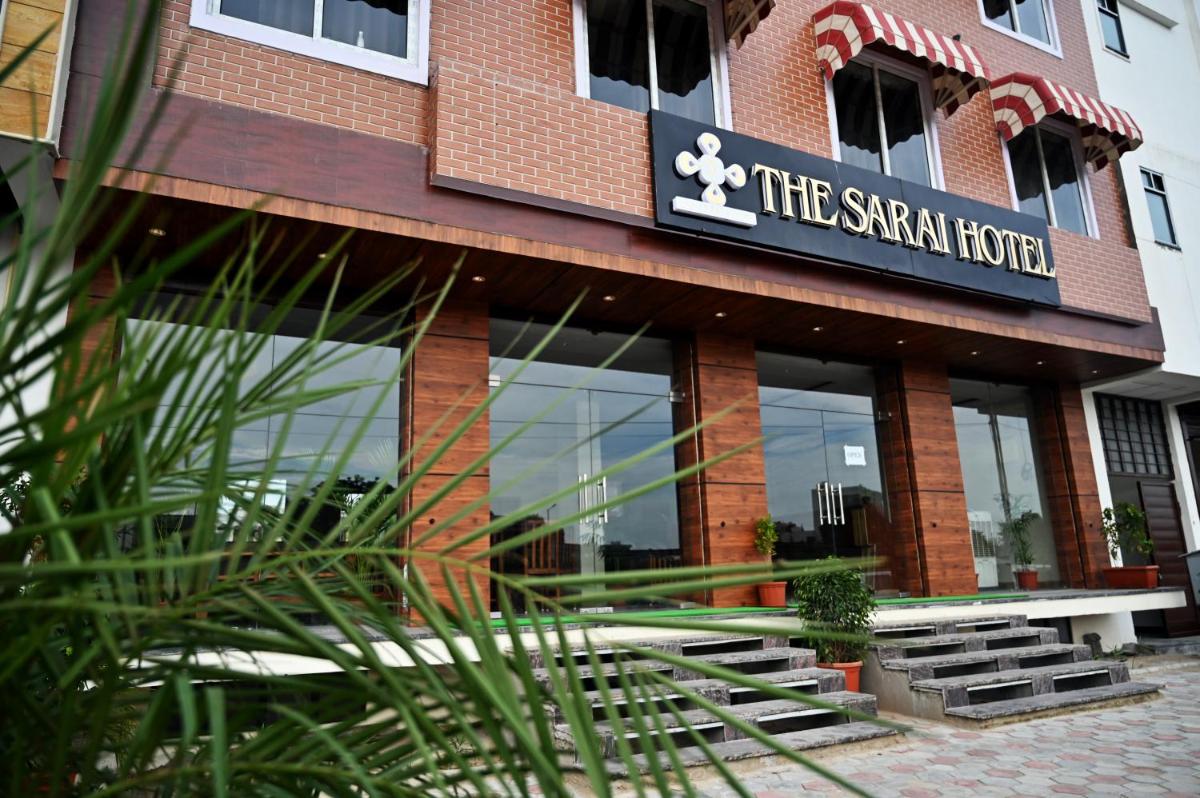 The Sarai, Hotel