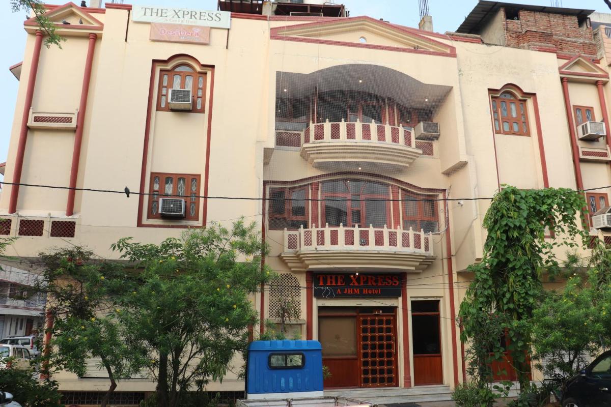 The Xpress A JHM Hotels