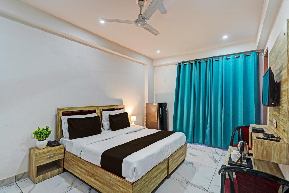 Townhouse 1302 Akshay Hotel