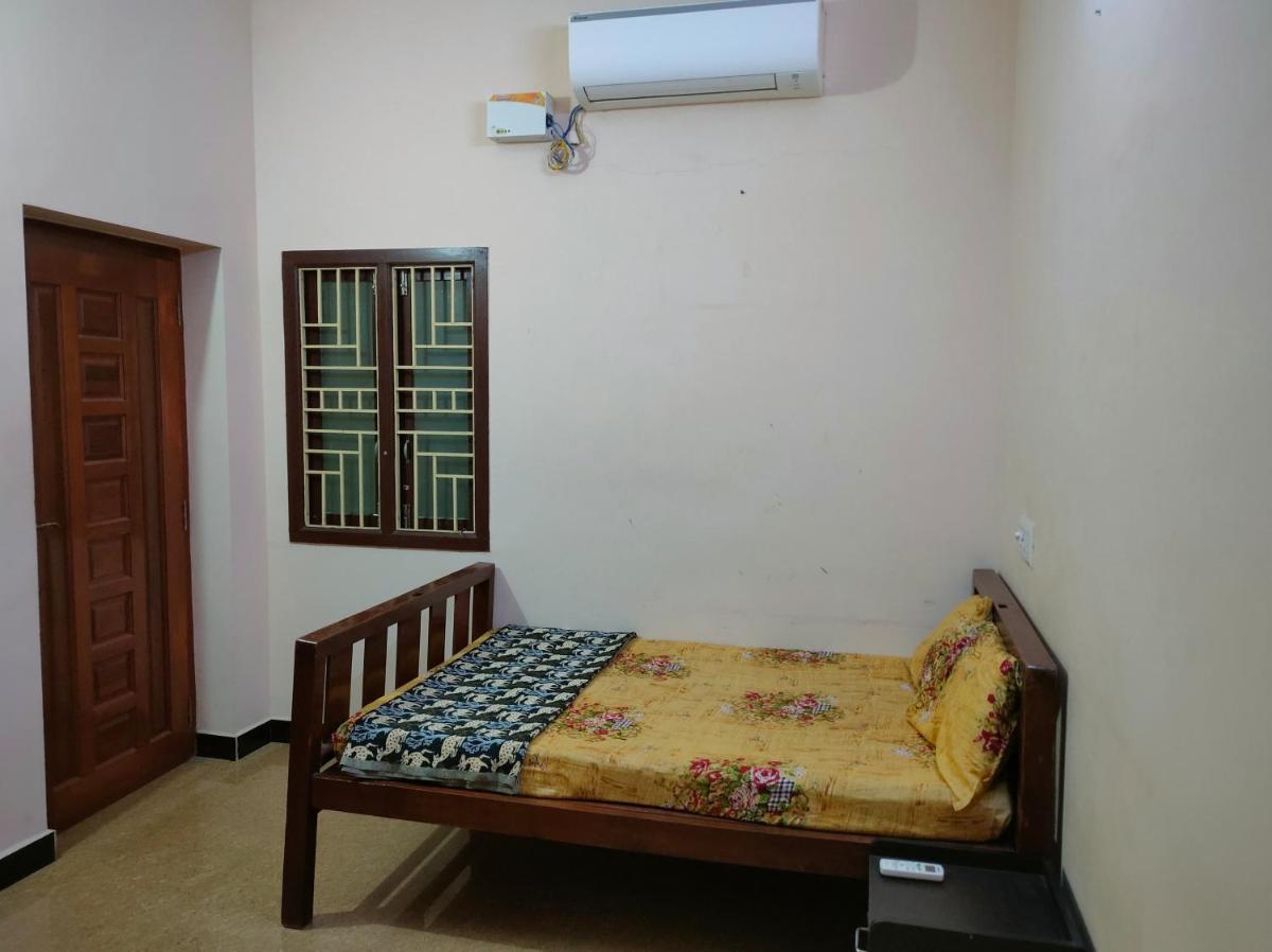 Townhouse 1BHK