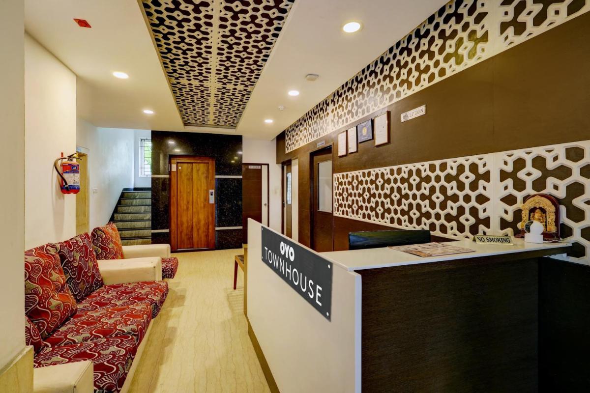 Townhouse Majestic Inn