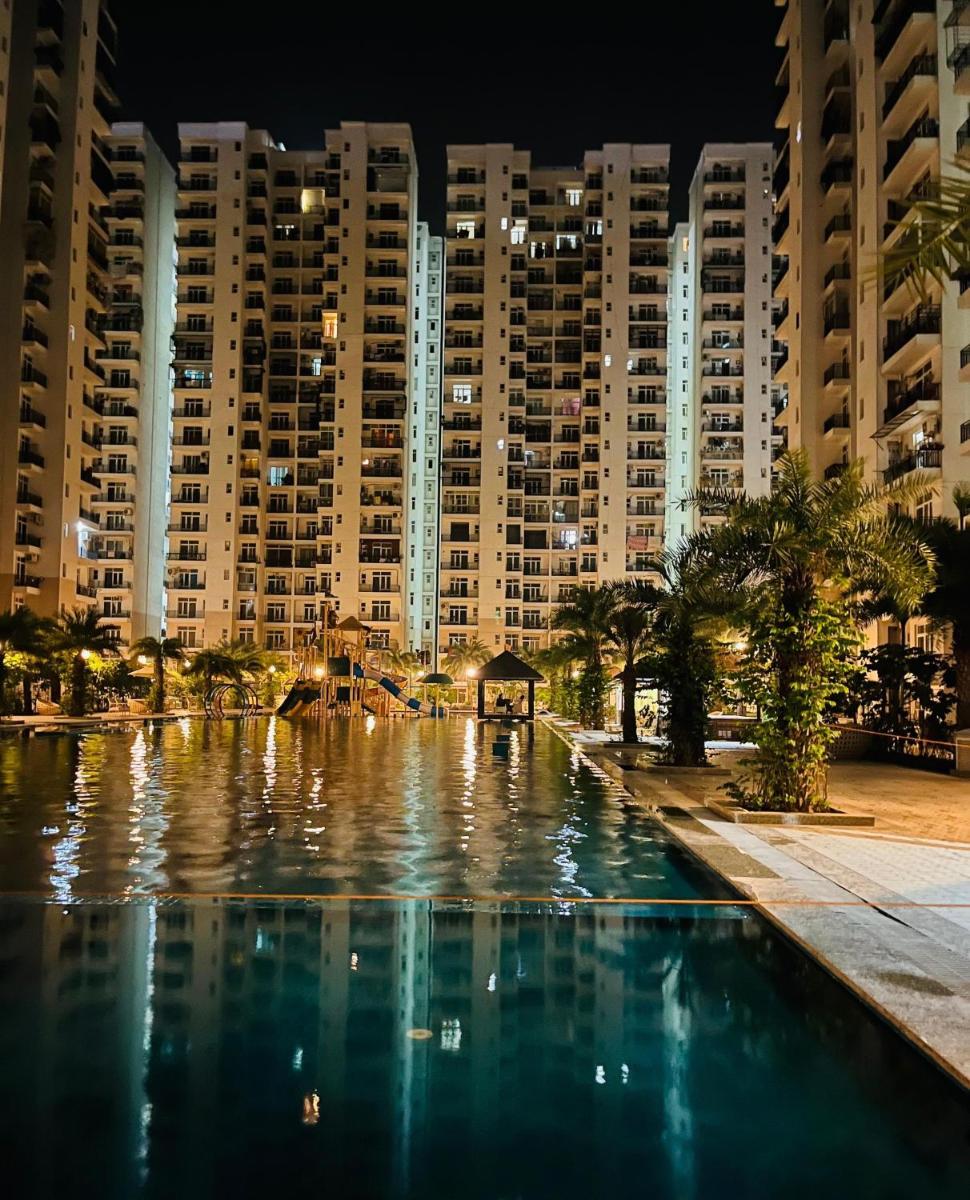 Tranquil Poolside