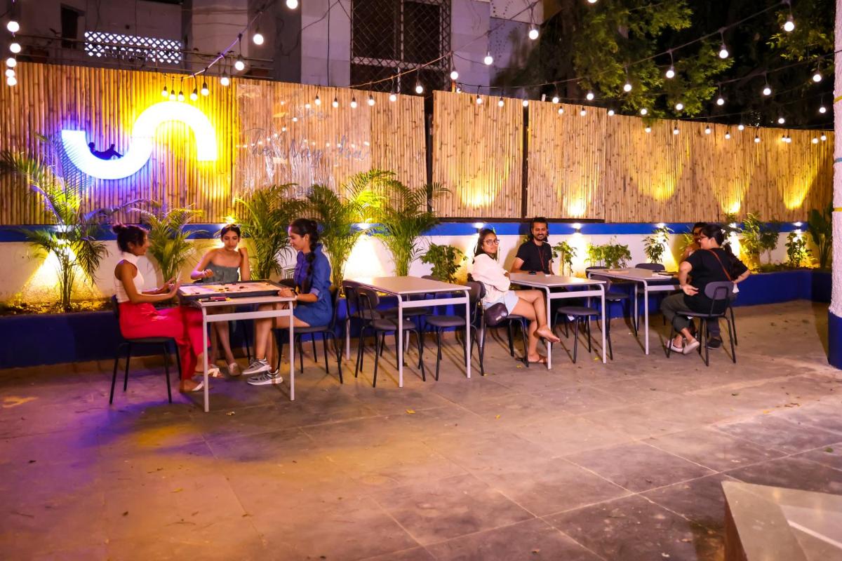 Urban Nomads Pods Parkview CoLive and CoWork
