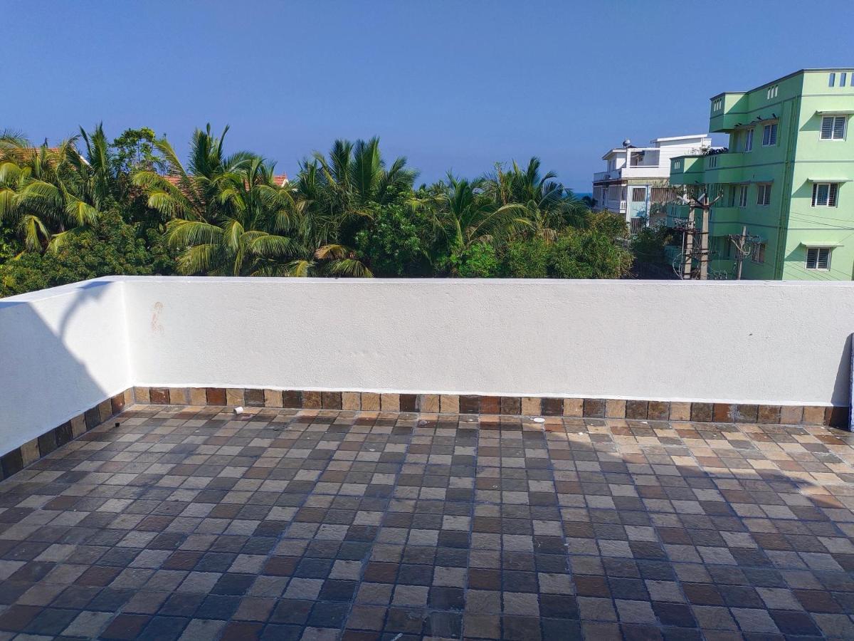 Vibrant stay Kanathur beach