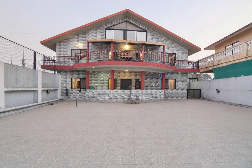 Villa 108 (Entire Villa 3BHK)