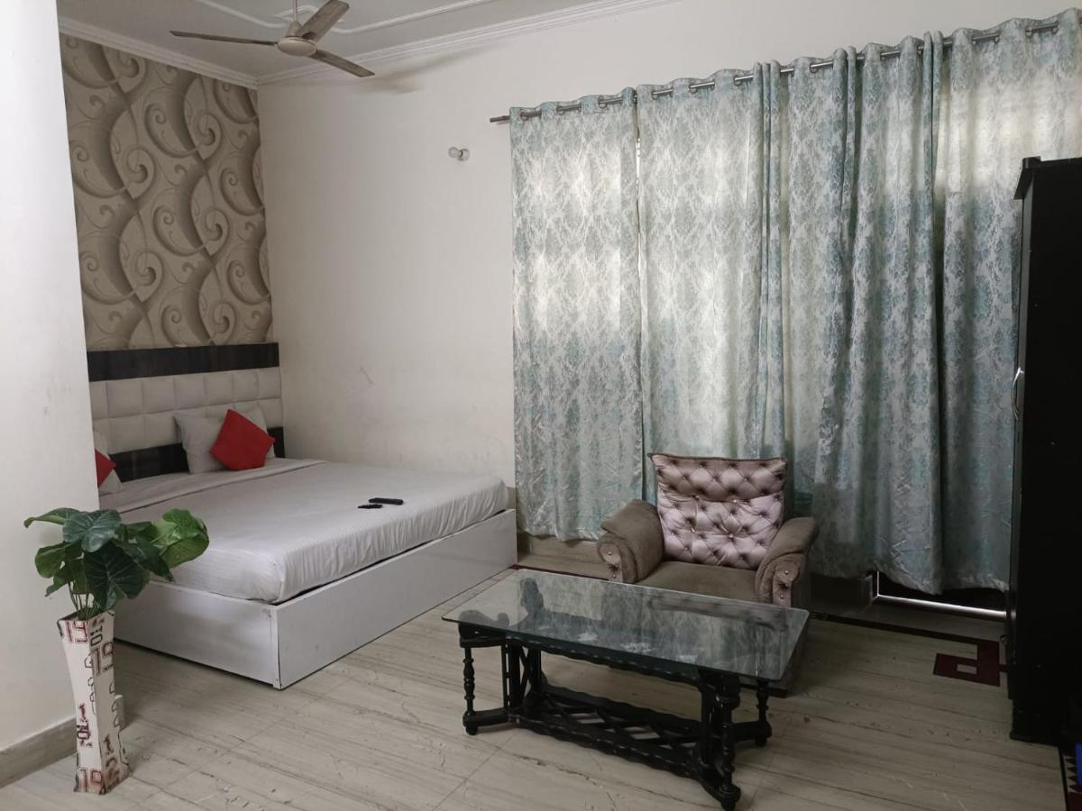 Winsome Residency